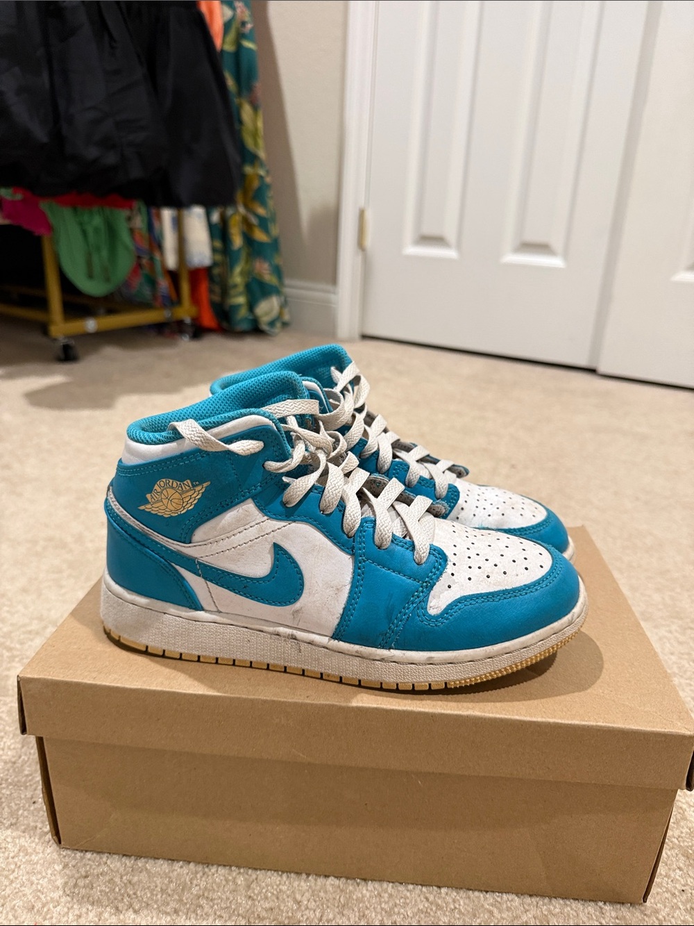 Kids Jordan 1 Mid Aquatone Shoes